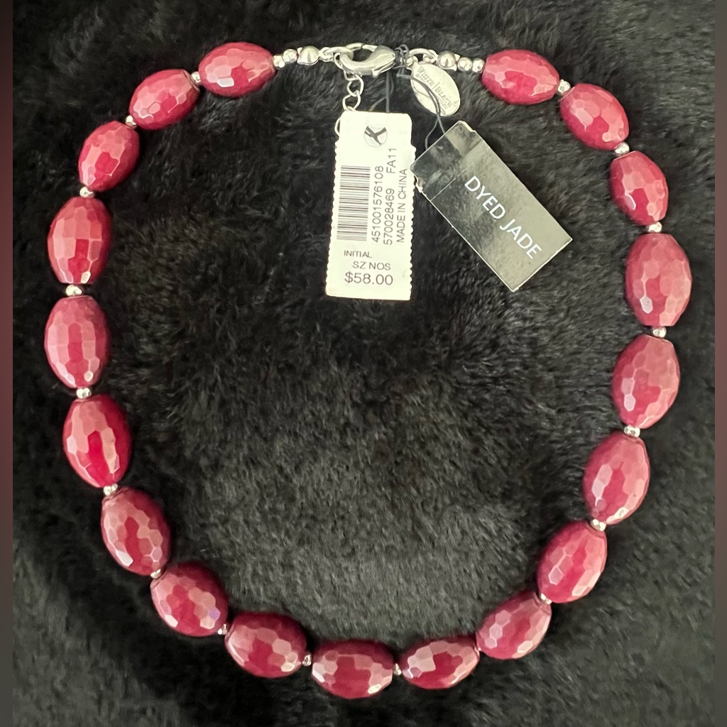 Nwt Whbm Dyed Jade Faceted Beaded Necklace 15$